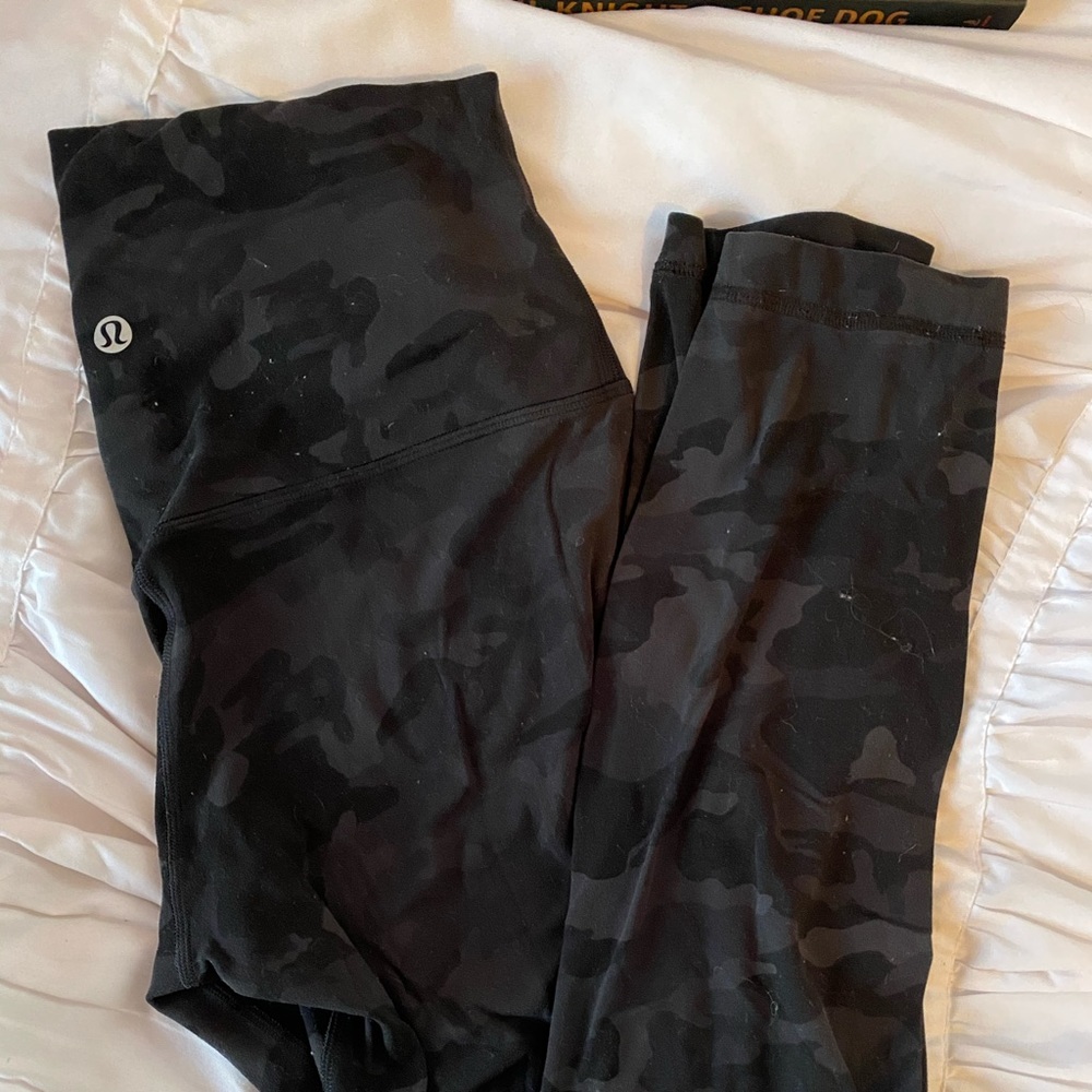Lululemon camo aligns 25”